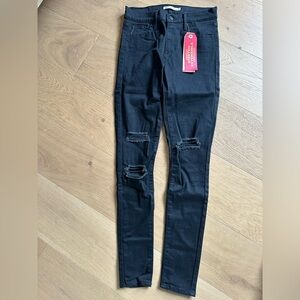 Levi 720 Highrise skinny jean